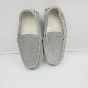 Target Slippers, Suede, Fleece Lined Men's Size 11  PRE-OWNED
